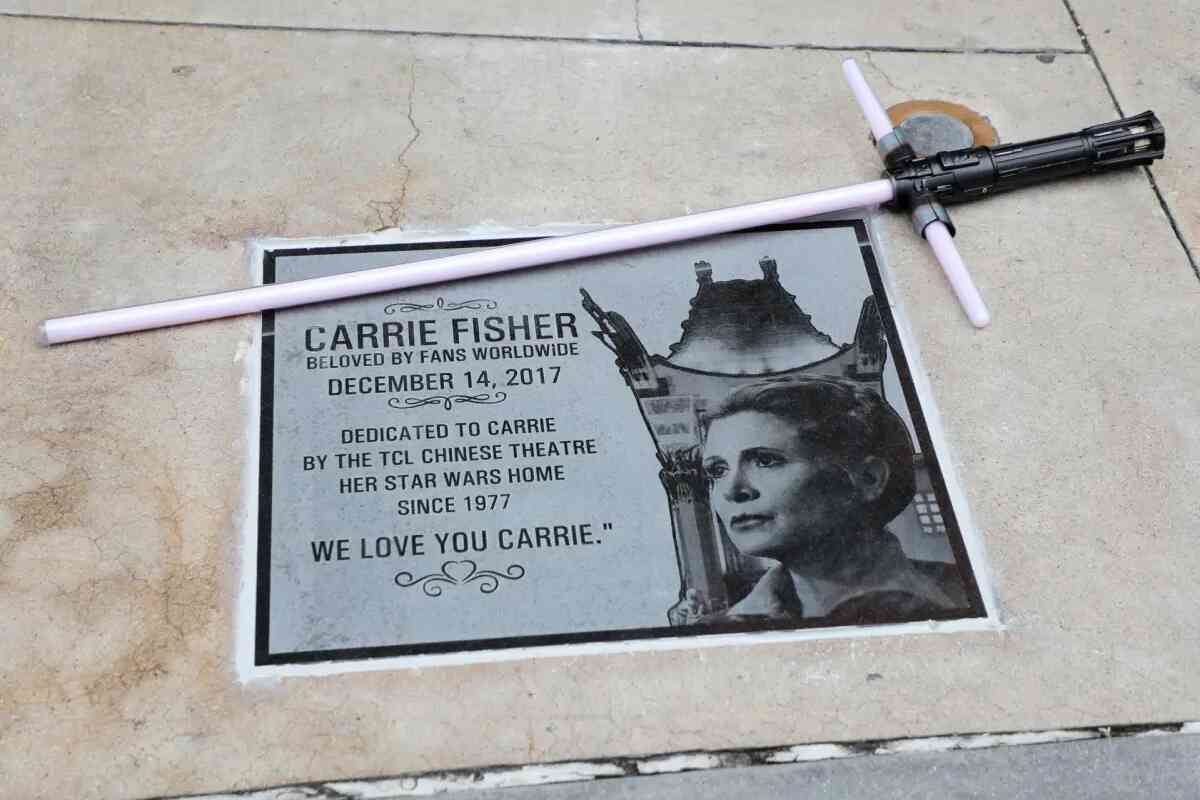 El legado de Carrie Fisher y su impacto en la cultura pop