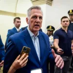 El líder republicano Kevin McCarthy se acerca a un acuerdo con el Gobierno de Biden para elevar el techo de deuda
