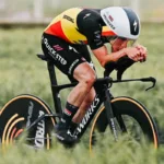 Evenepoel, el líder del Giro de Italia, deja la carrera sorprendentemente: "Estoy muy triste"