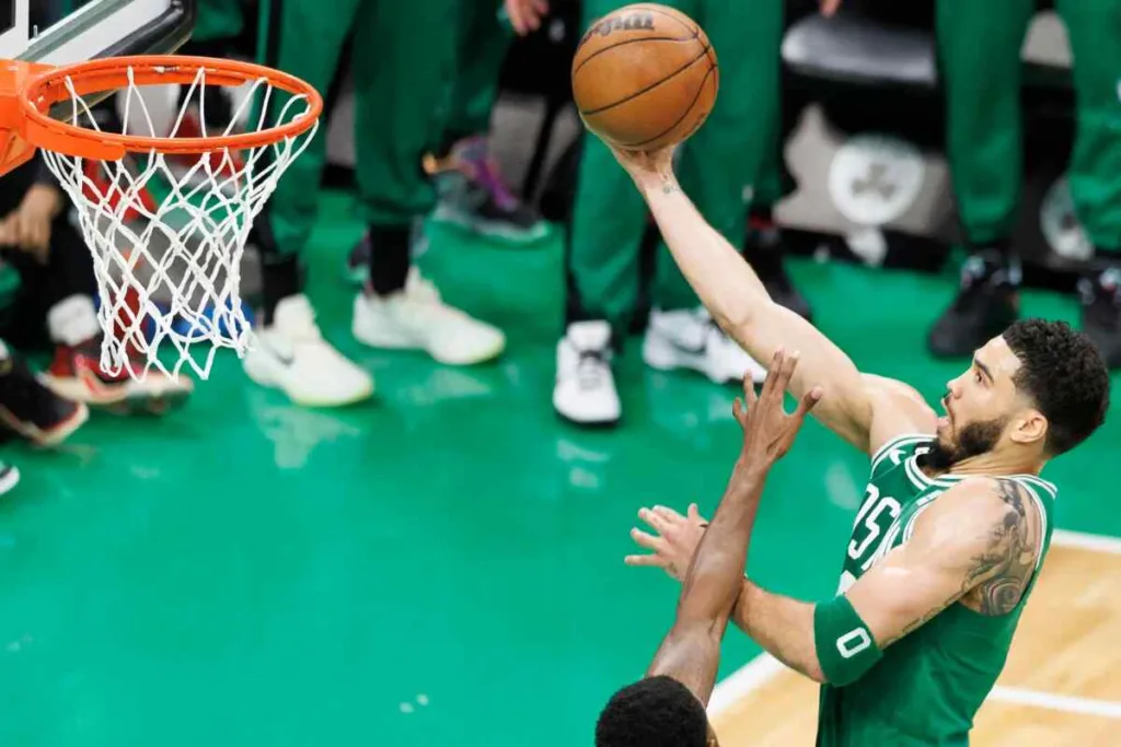 Los Heat aguan la fiesta de los Celtics y vuelan a las Finales contra los Nuggets 2