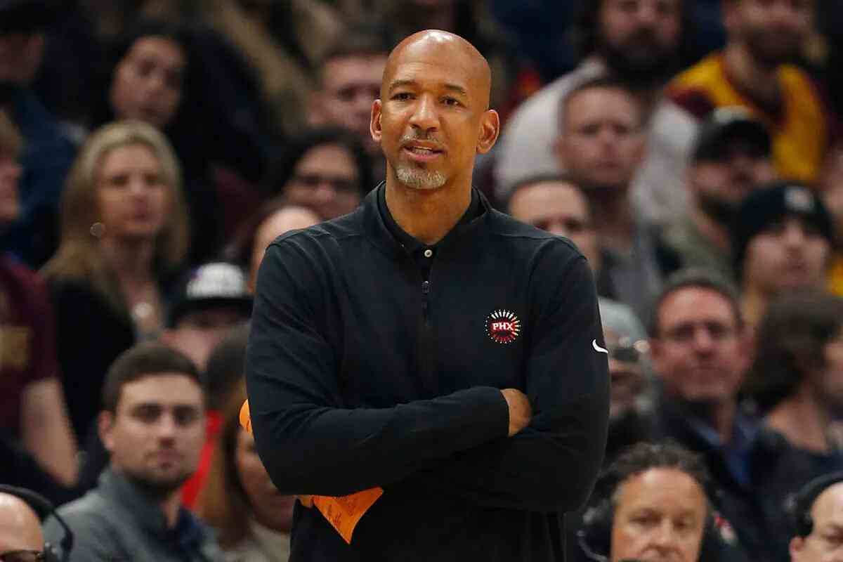 Los Suns despiden al técnico Monty Williams tras un nuevo fracaso en los 'playoffs'