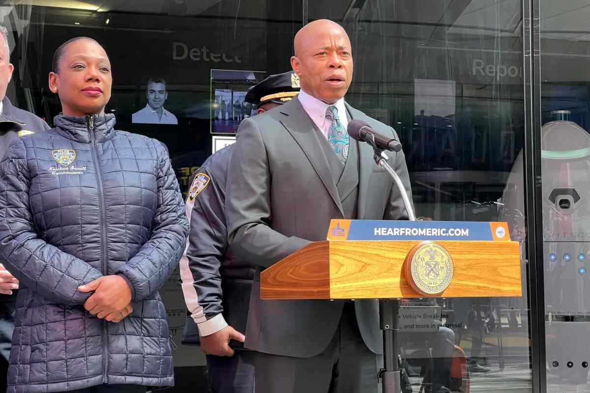 Lujoso hotel Roosevelt, de Nueva York, será reabierto para alojar a inmigrantes con niños