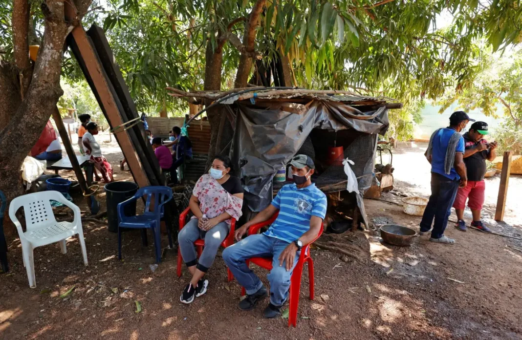 Más de 15.000 personas han sido víctimas de desplazamiento forzado en Colombia este año