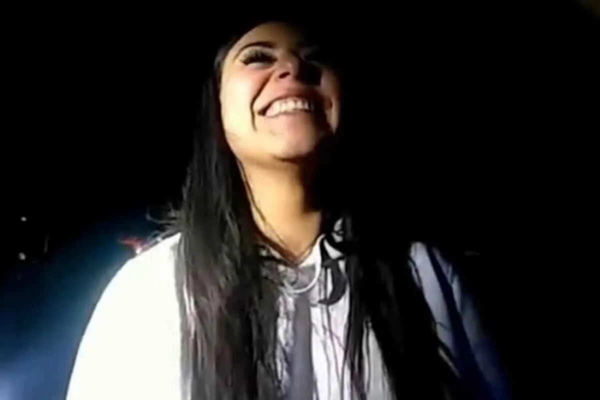 ebria mata a dos personas. Stephanie Melgoza se ríe en video después de matar a dos personas en accidente automovilístico en Illinois