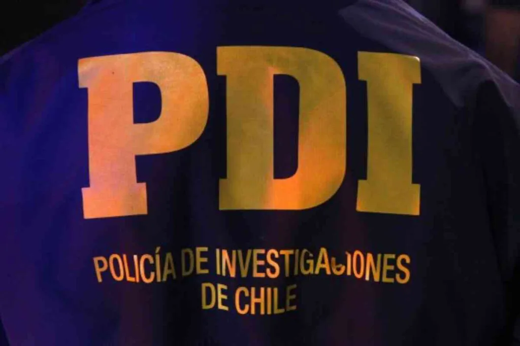 Detenida mujer acusada de asesinar a su pareja en episodio violencia intrafamiliar en Santiago