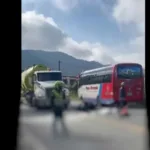 Motociclista murió al chocar con camión Argos en Autopista Medellín-Bogotá