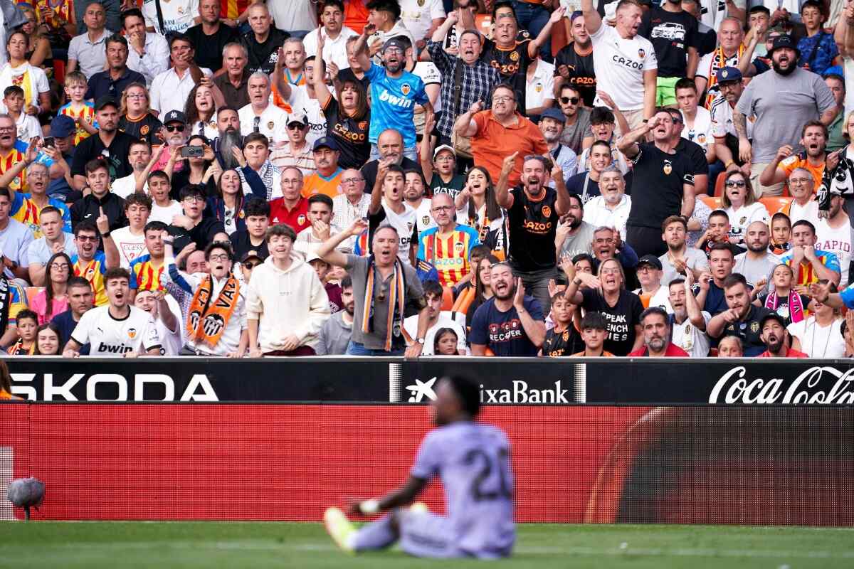 Valencia sancionan grada kempres - Mestalla