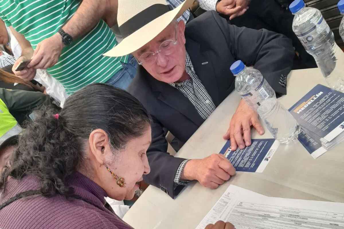¿Qué busca Uribe con su apoyo a Federico Gutiérrez para la Alcaldía de Medellín?