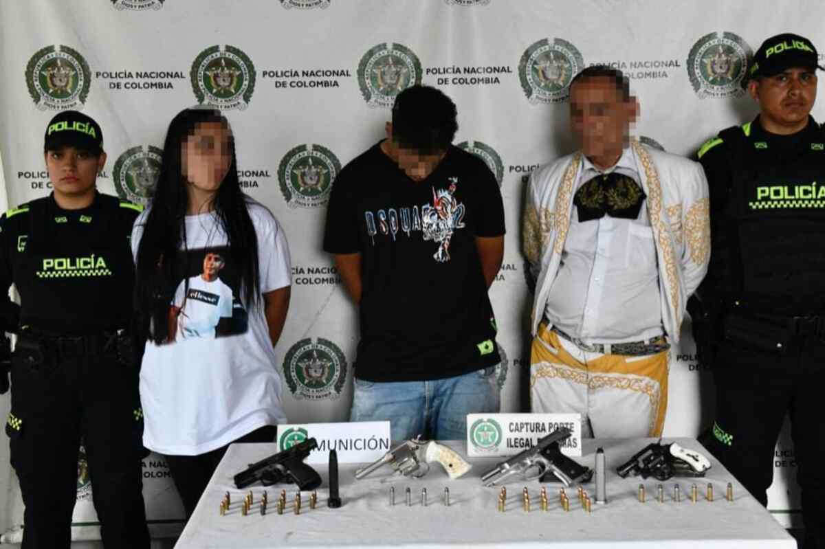 Policía captura a tres personas armadas en cementerio San Pedro del centro de Medellín