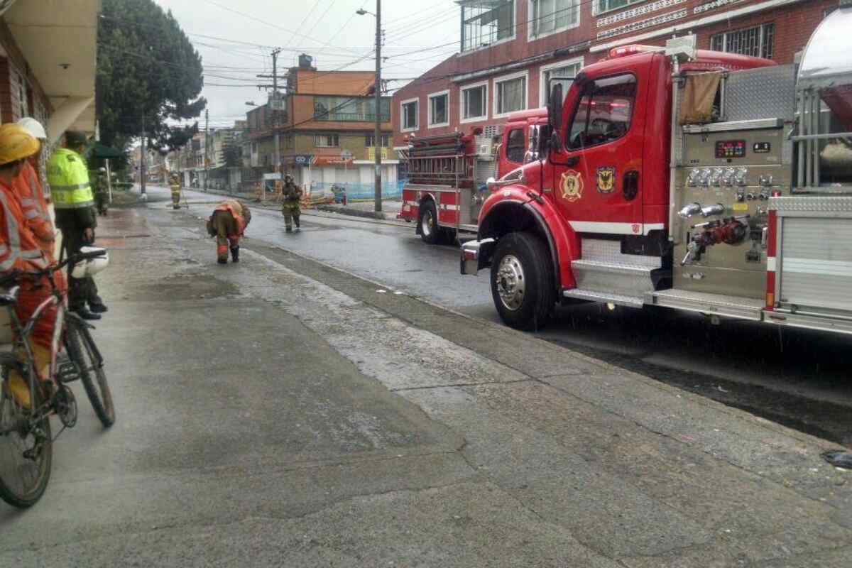 Cuatro víctimas fatales por fuga de gas en una casa de Engativá