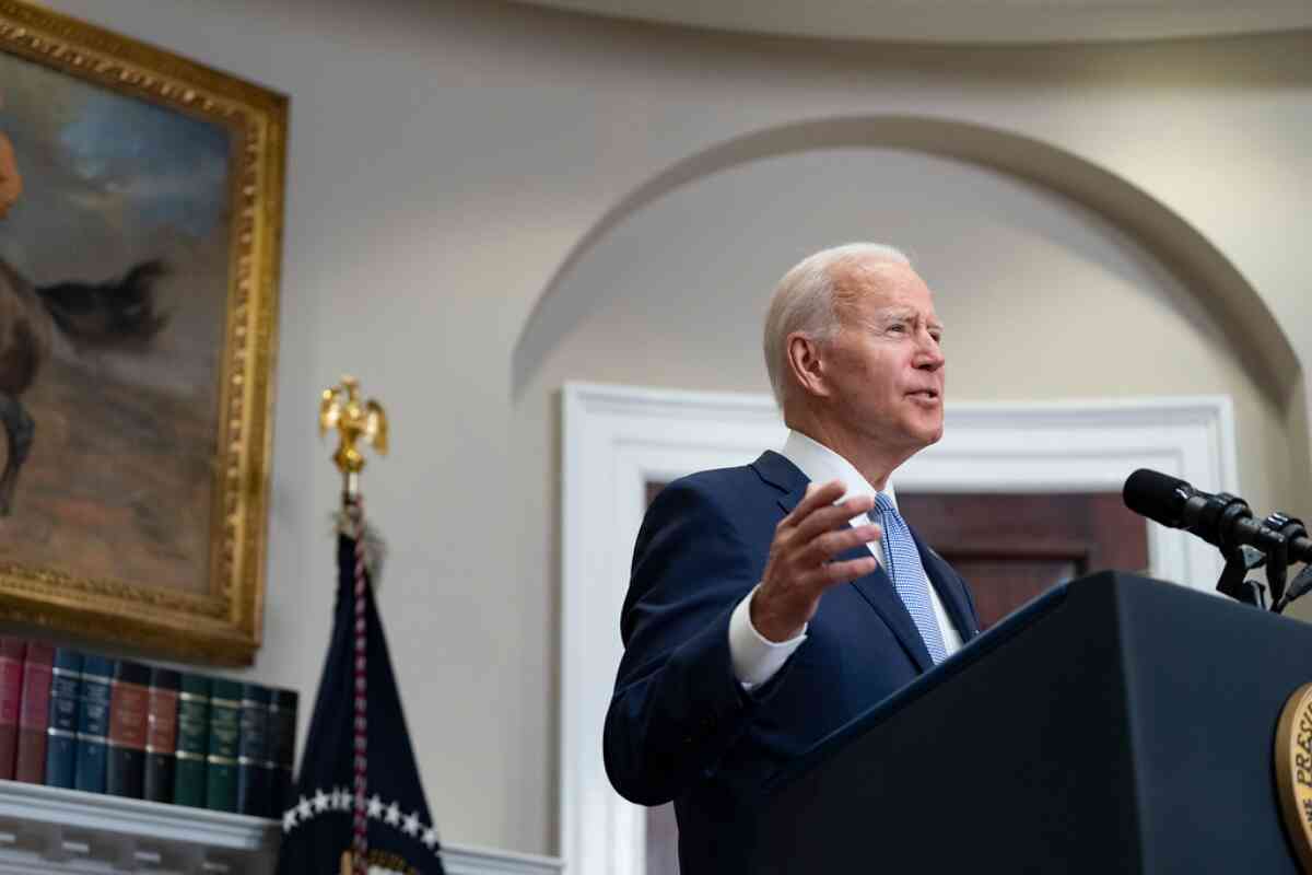 Riesgo financiero inminente: Biden y McCarthy sellan acuerdo para elevar el límite de la deuda de EE.UU.