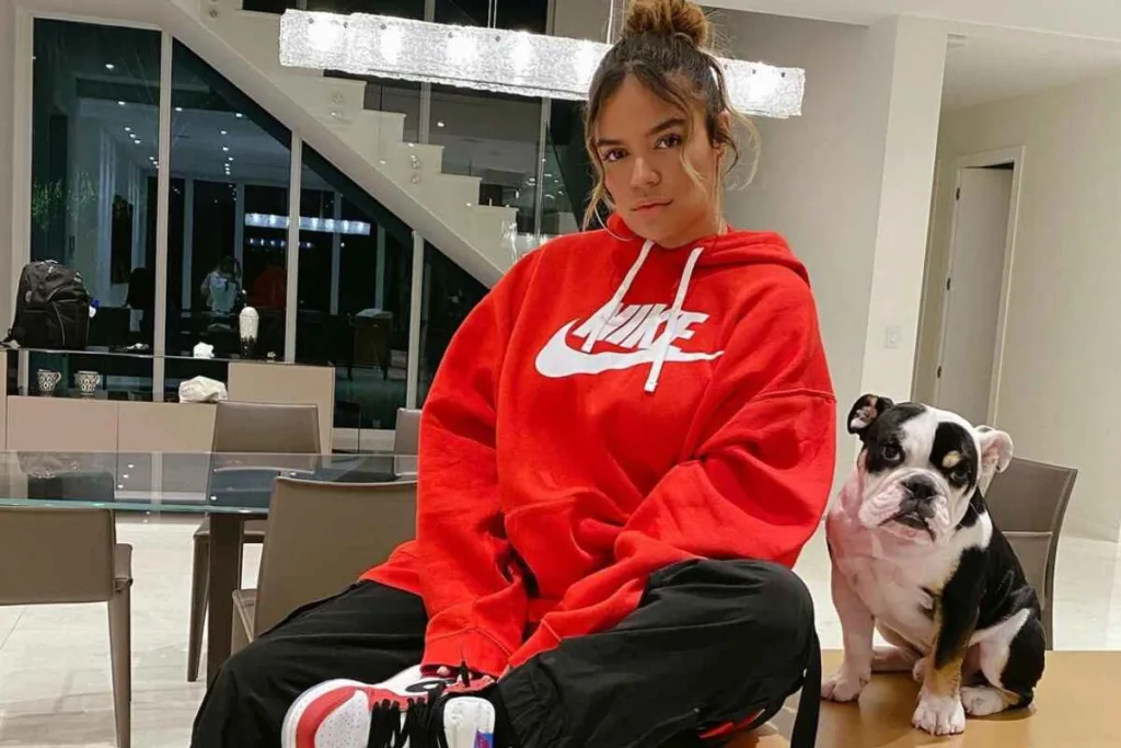 Karol G borra todo rastro de Anuel en su Instagram después de polémica dedicatoria