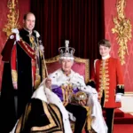 Así son los primeros retratos oficiales del rey Carlos III y sus herederos