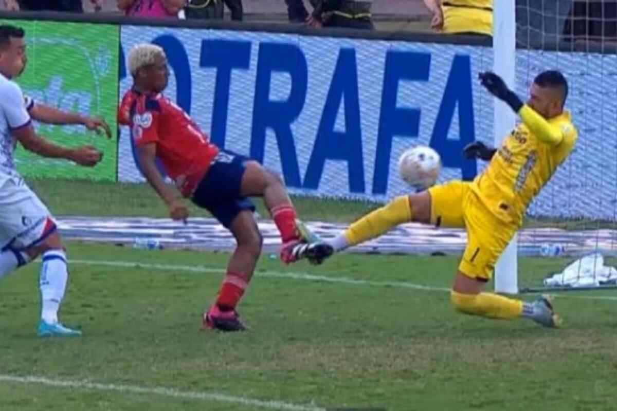 1-0: Cetré le da la victoria al DIM con un gol de infarto ante el Pasto