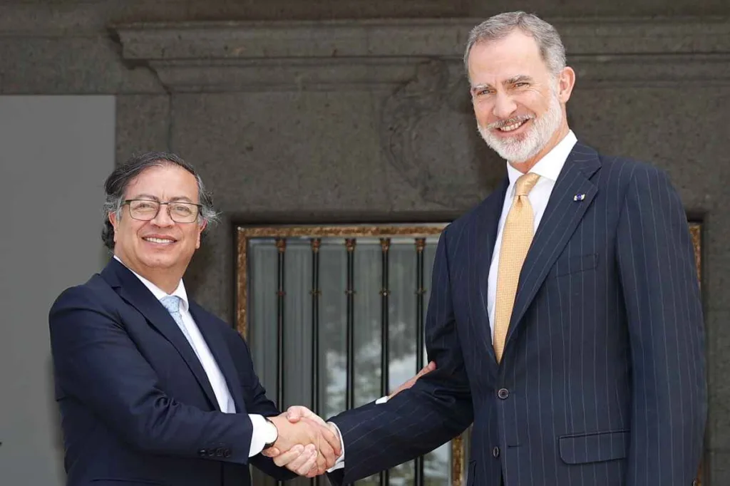 El rey Felipe VI elogió al presidente Gustavo Petro en su visita a España