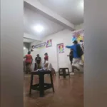Delincuentes asaltan gimnasio en Trujillo y lo registran en Facebook-----Tres delincuentes roban celulares a 9 mujeres en gimnasio y lo transmiten por Facebook