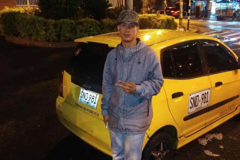 ¿Qué pasó con el taxista asesinado en Bello? Madre entregó a su hijo menor--Sergio Andrés Isaza,: Taxista fue asesinado con más de 10 puñaladas en calle del barrio París
