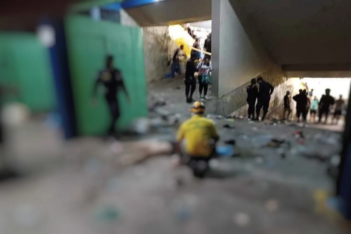 Estampida mortal en el estadio Cuscatlán de El Salvador deja 12 muertos y 100 heridos