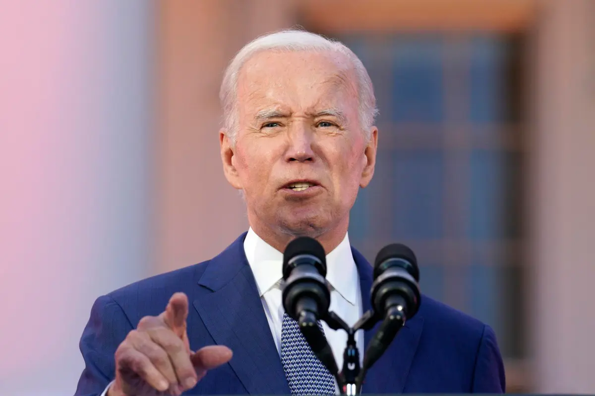 Biden reconoce que EE.UU. envía armas de fuego peligrosas a México
