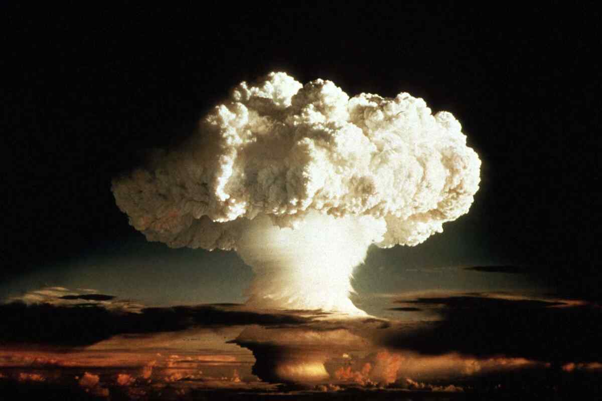 Christopher Nolan explica por qué optó por no utilizar CGI en 'Oppenheimer'