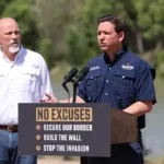 DeSantis presenta su plan para detener la invasión desde México
