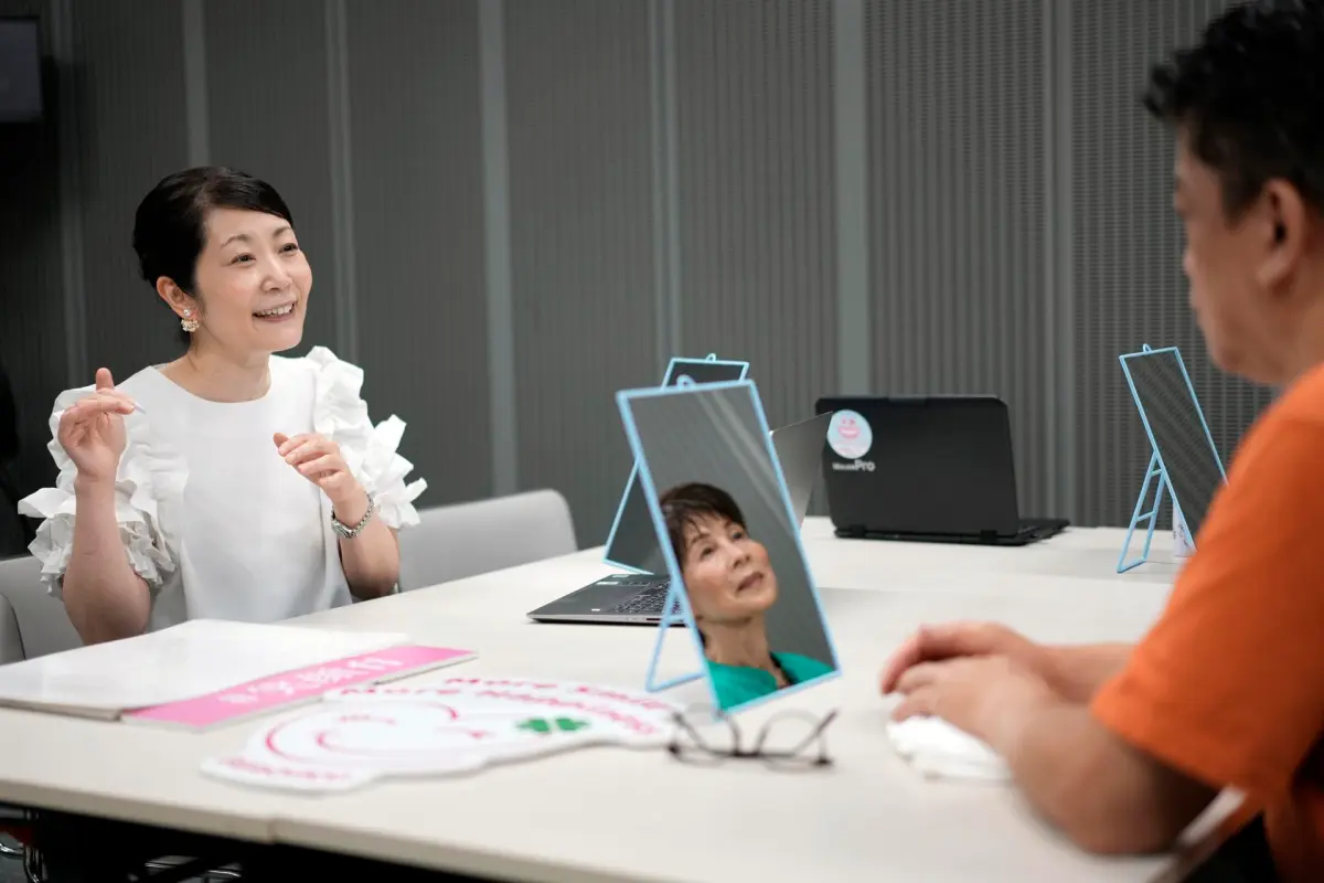 Educadores de sonrisas para potenciar la confianza en el Japón postcovid