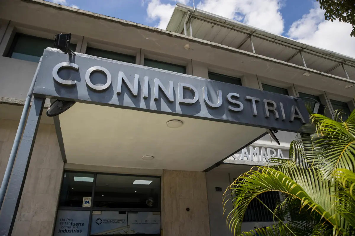 El 78 % de la industria venezolana asegura que la economía empeoró en el primer trimestre