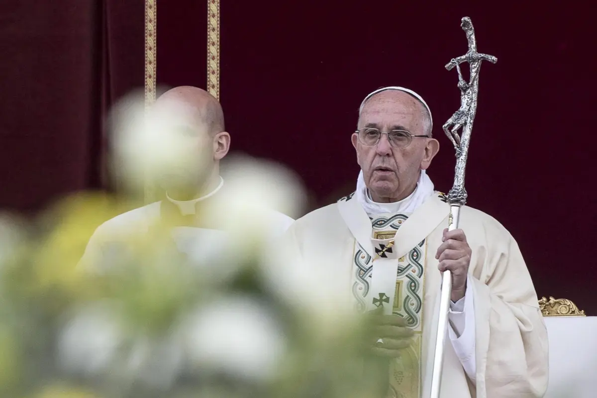 El papa muestra su cercanía a la familia de la chica del Vaticano 40 años después