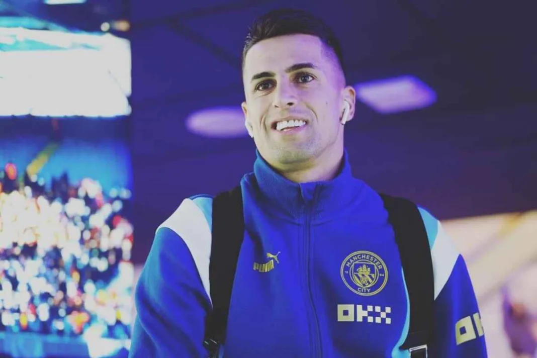 ¿Por qué el City bloqueó la salida de Cancelo al Barça?