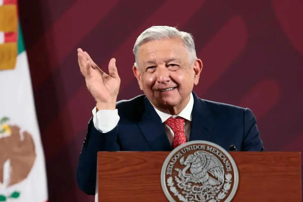 López Obrador promete no intervenir en la elección del candidato presidencial hacia 2024
