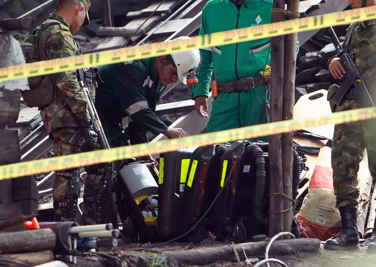 Mueren 2 mineros al inhalar gases tóxicos en una mina del municipio Barranco de Loba, Bolívar