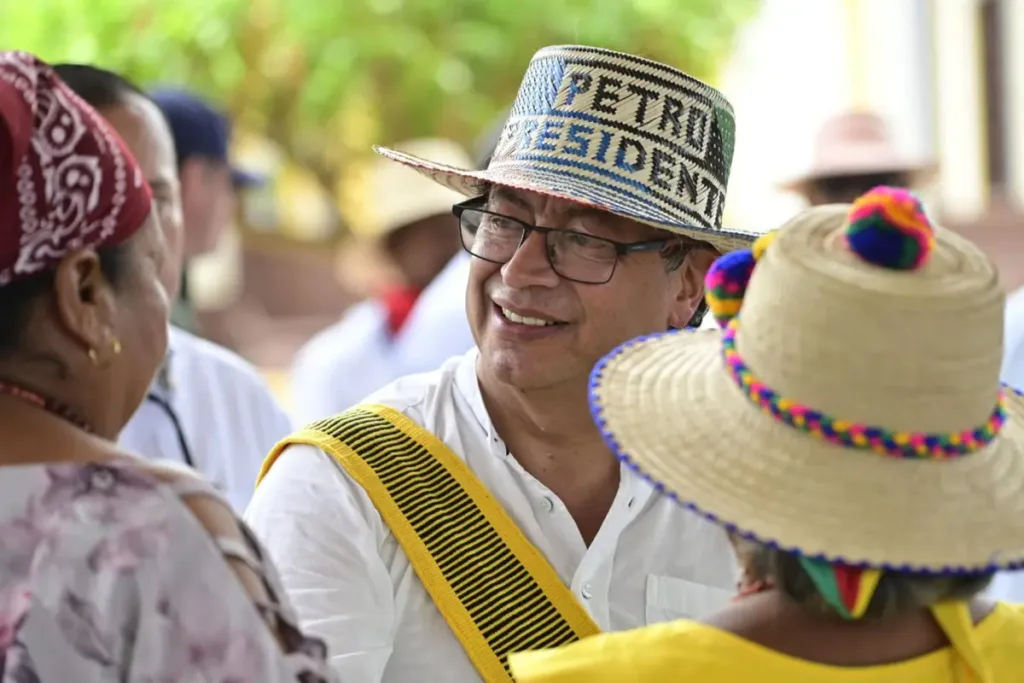 Petro anuncia decretos para priorizar el uso del agua para el consumo humano en La Guajira