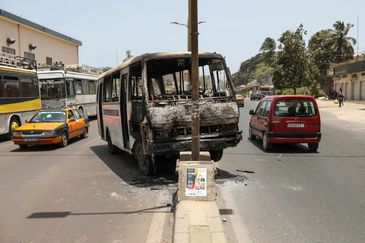 Suben a 15 los muertos en las protestas en Senegal por la condena del líder de la oposición