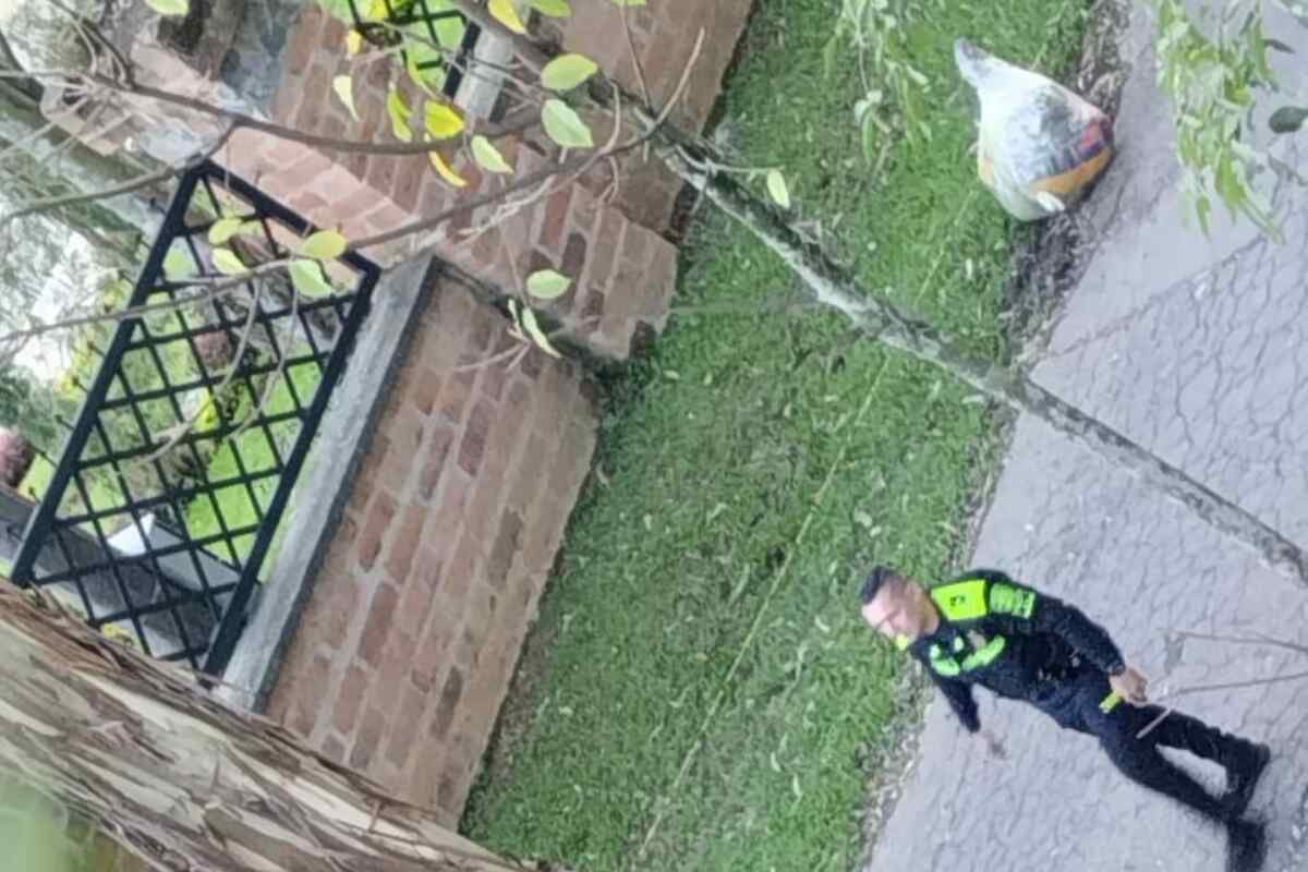 Encuentran cuerpo sin vida envuelto en una bolsa en una vereda de Girardota