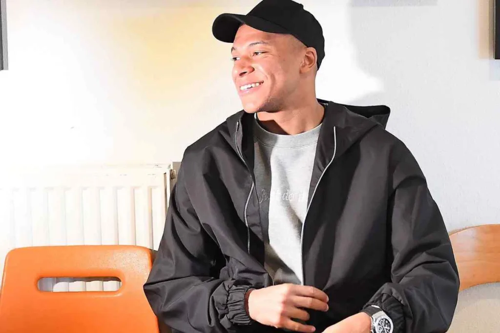 El PSG se enfrenta a perder a Mbappé gratis tras su decisión de no ampliar su contrato