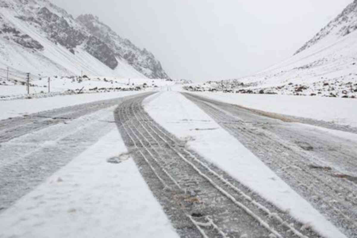 Todo lo que debes saber sobre las nevadas y los vientos en Mendoza: alertas, cierres y precauciones