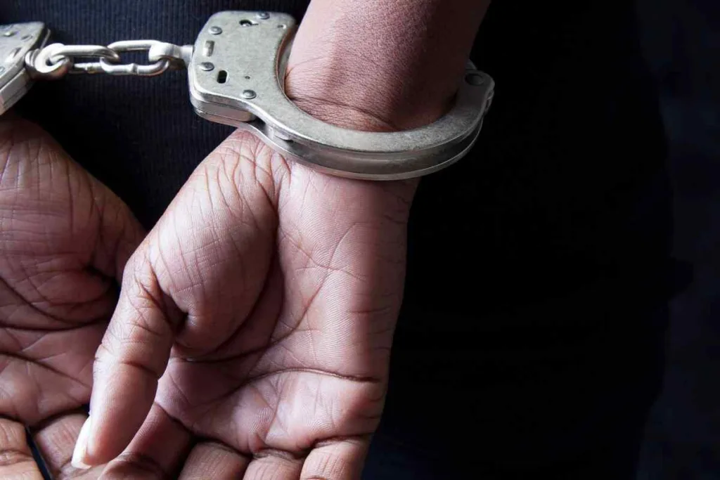 Horror en Cundinamarca: mujer violaba a su hijo de 5 años y lo amenazaba para que callara