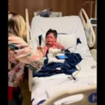 Niño desafía a la muerte y se reencuentra con su madre tras 16 días en coma