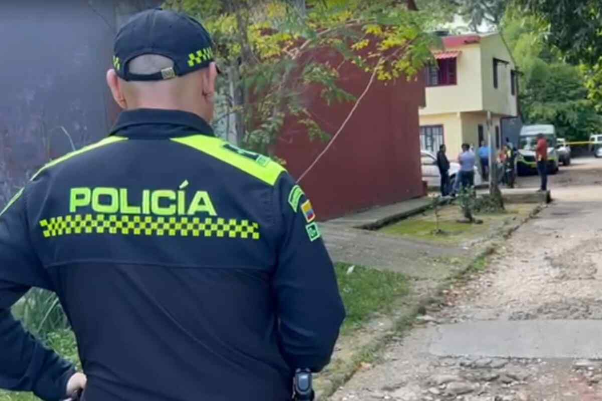 Indignación en Villavicencio por triple homicidio de una abuela y sus nietos a manos de su hijo y padre-Horror en San Jerónimo: Hombre Asesina a su Hermana de 70 Años con un Machete