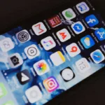 telefono celular- WhatsApp lanza una opción para que solo te llamen tus contactos: así puedes configurarla-