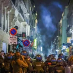 Al menos 719 detenidos por los disturbios en Francia en una noche más calmada