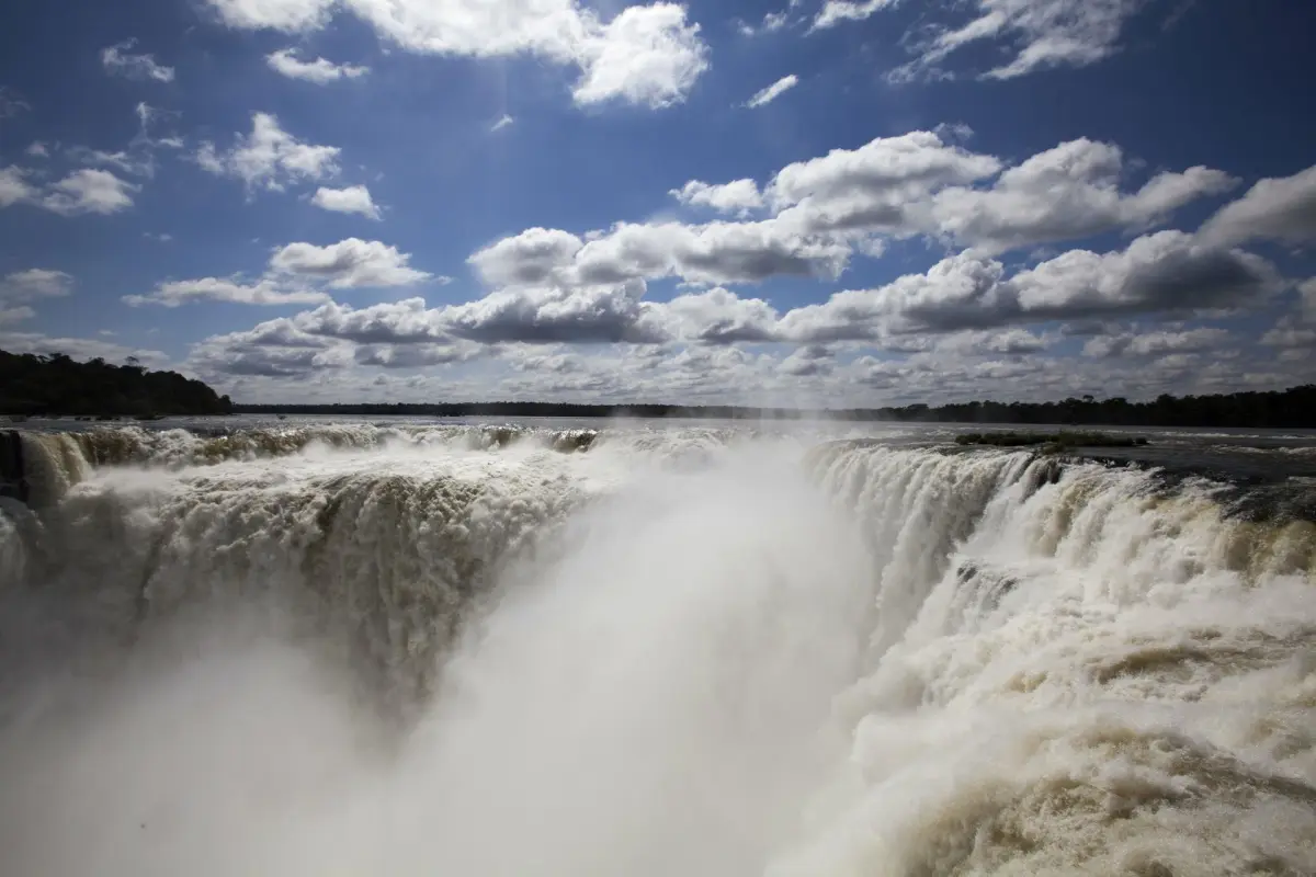 Argentina reabrirá la Garganta del Diablo, principal atractivo de las cataratas de Iguazú