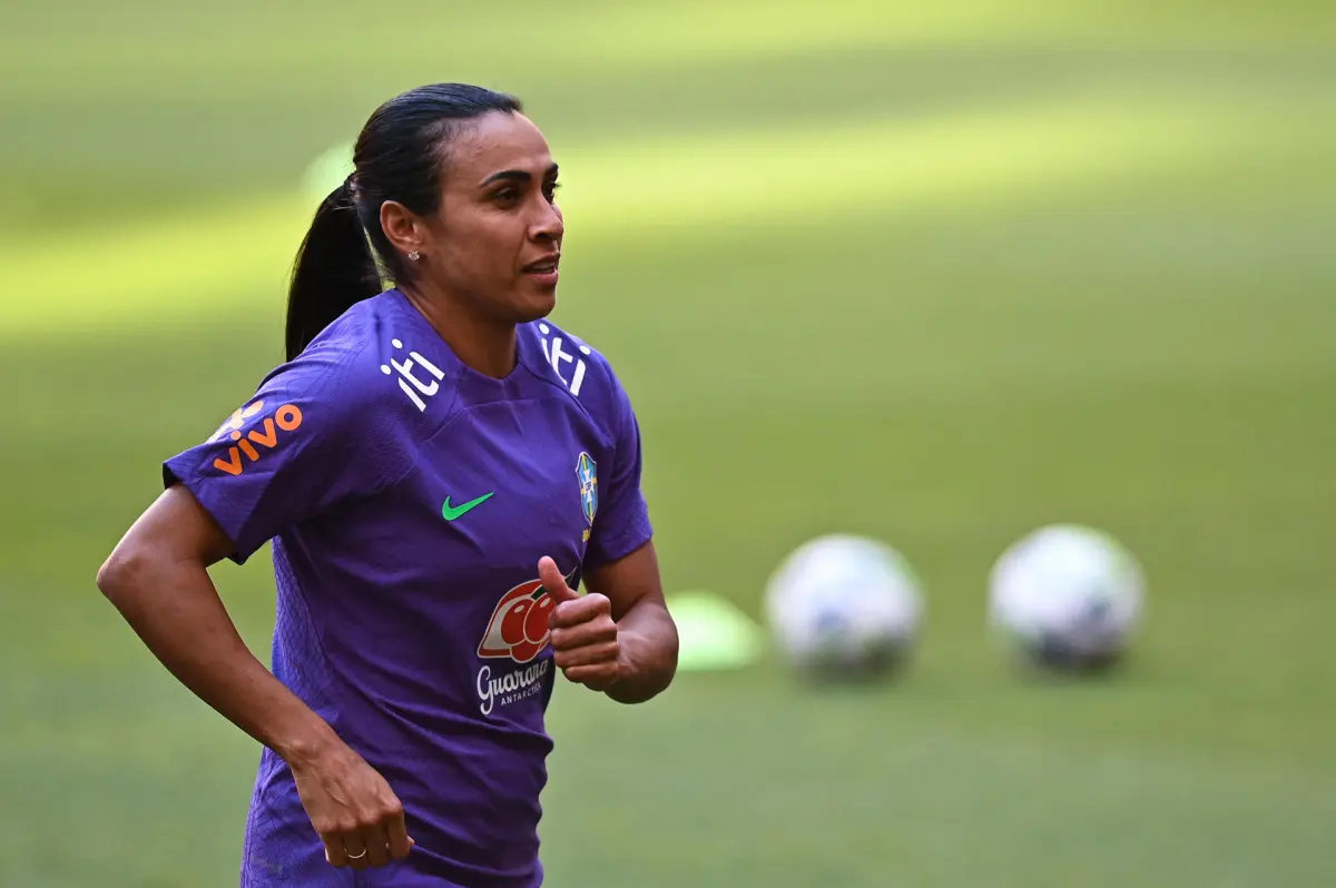 Brasil aspira a llegar a la final con un equipo renovado pero aún con Marta como referencia