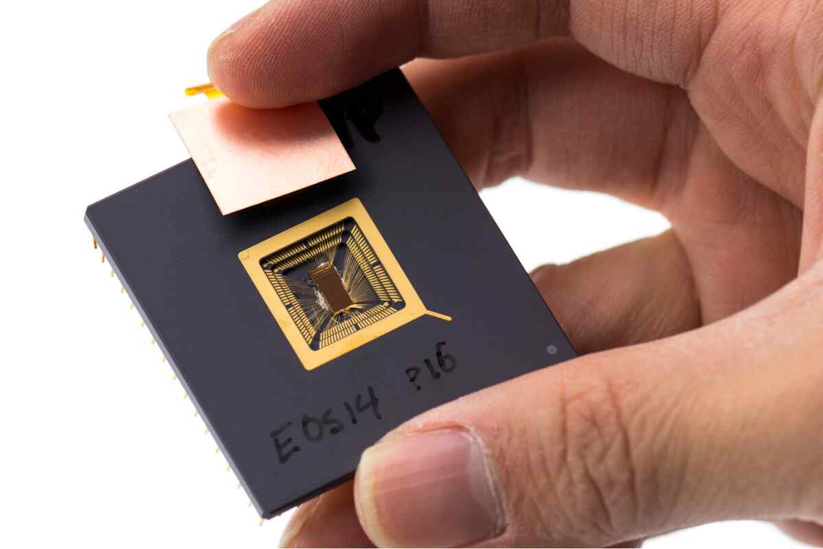 Investigadores chinos desarrollan una IA capaz de diseñar CPU RISC-V en menos de 5 horas
