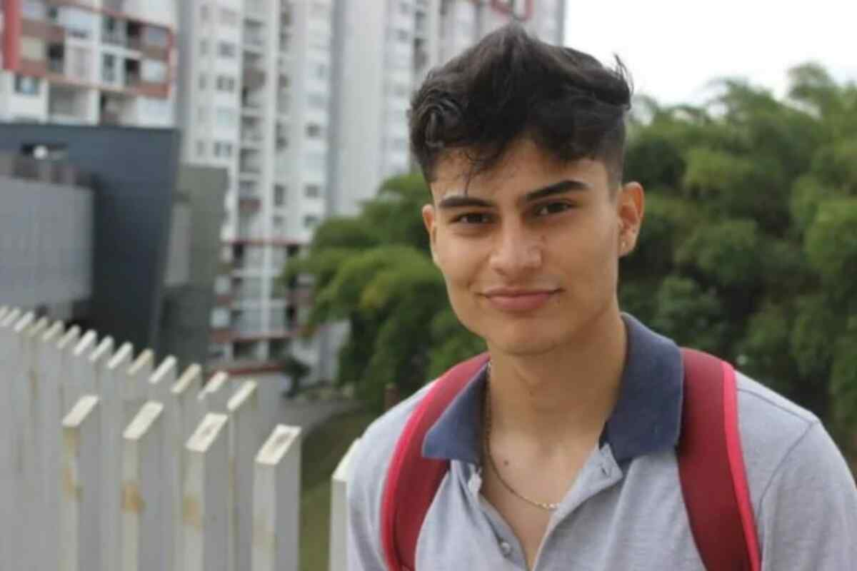 Daniel Ibáñez, el floridablanquense que perdió la vida en el carril del Metrolínea-Daniel ibañez- operativo de transito-guarda lanza cono