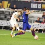EE.UU elimina a Canadá en los penaltis y se medirá con Panamá en las semifinales