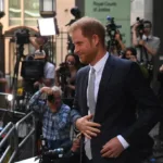 El príncipe Harry podrá llevar a juicio a The Sun por presunta actividad ilícita
