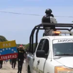 Haitianos y africanos se unen a caravana migrante de venezolanos del sur de México