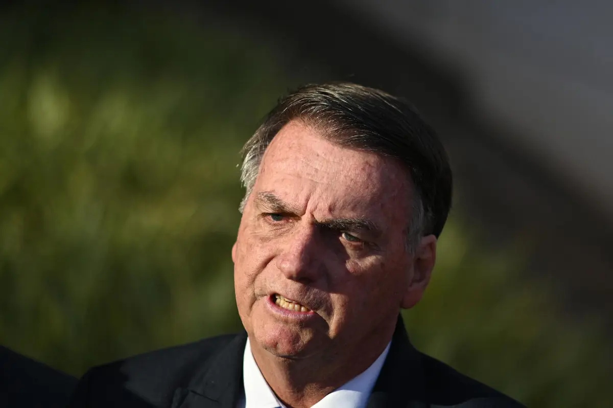 La Fiscalía pide a Meta y Twitter un dosier de los mensajes de Bolsonaro sobre las elecciones