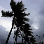 La tormenta subtropical Don resiste en medio del Atlántico